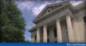 photo of a courthouse