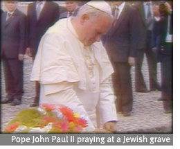 Pope John Paul II at a Jewish grave